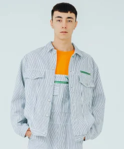 DENIM TRUCKER JACKET