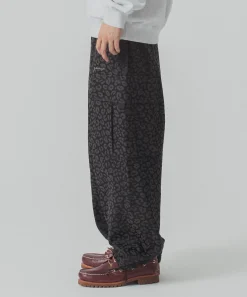 EASY LEOPARD CARGO PANTS