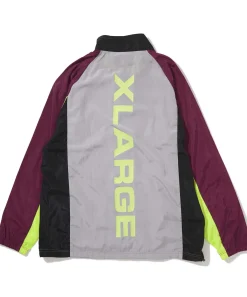 PACKABLE NYLON JACKET