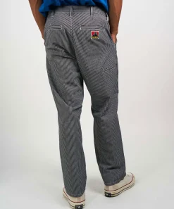 PATCHED DOUBLEKNEE PANTS