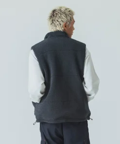 REVERSIBLE VEST
