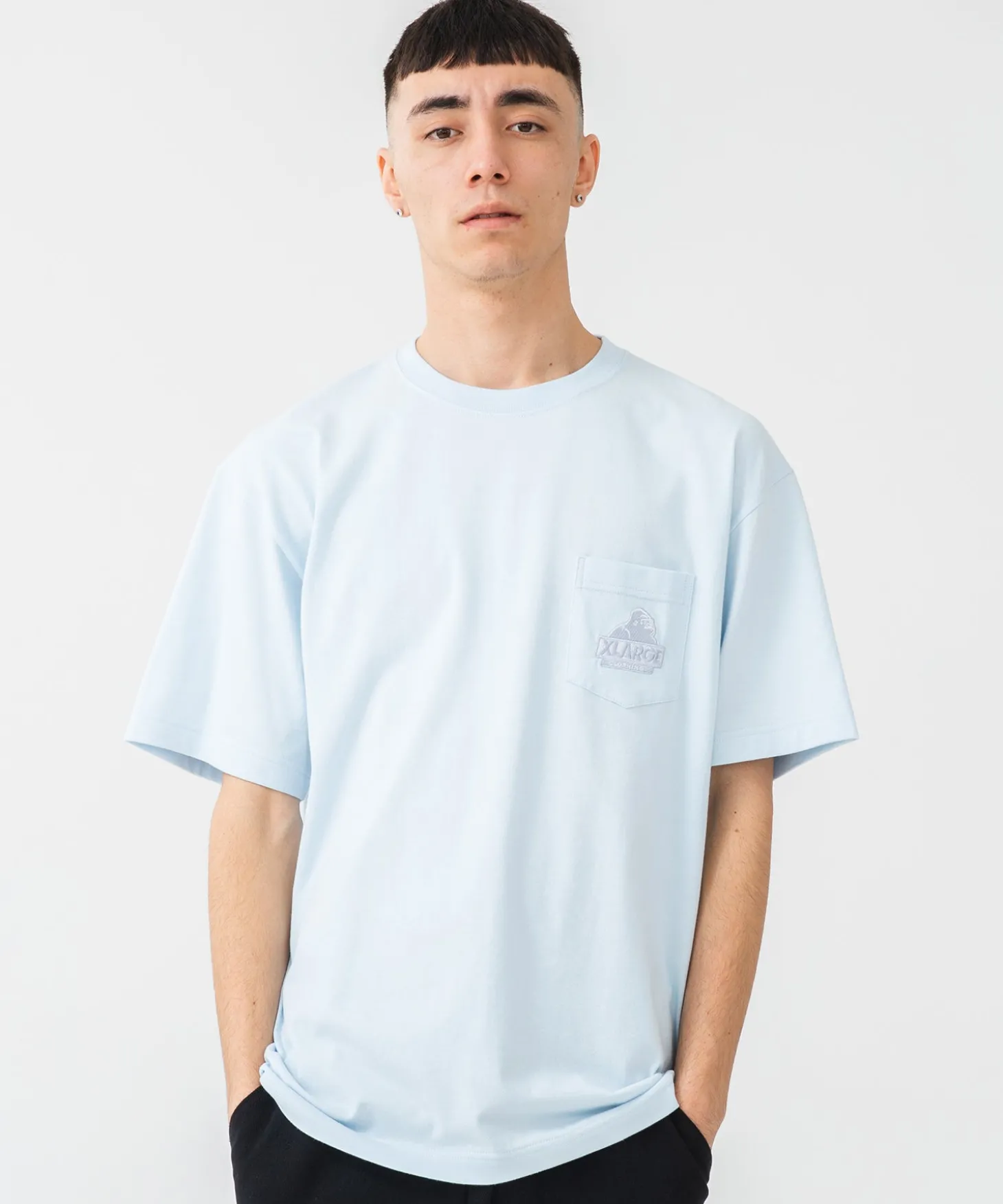 S/S EMBROIDERY SLANTED OG POCKET TEE