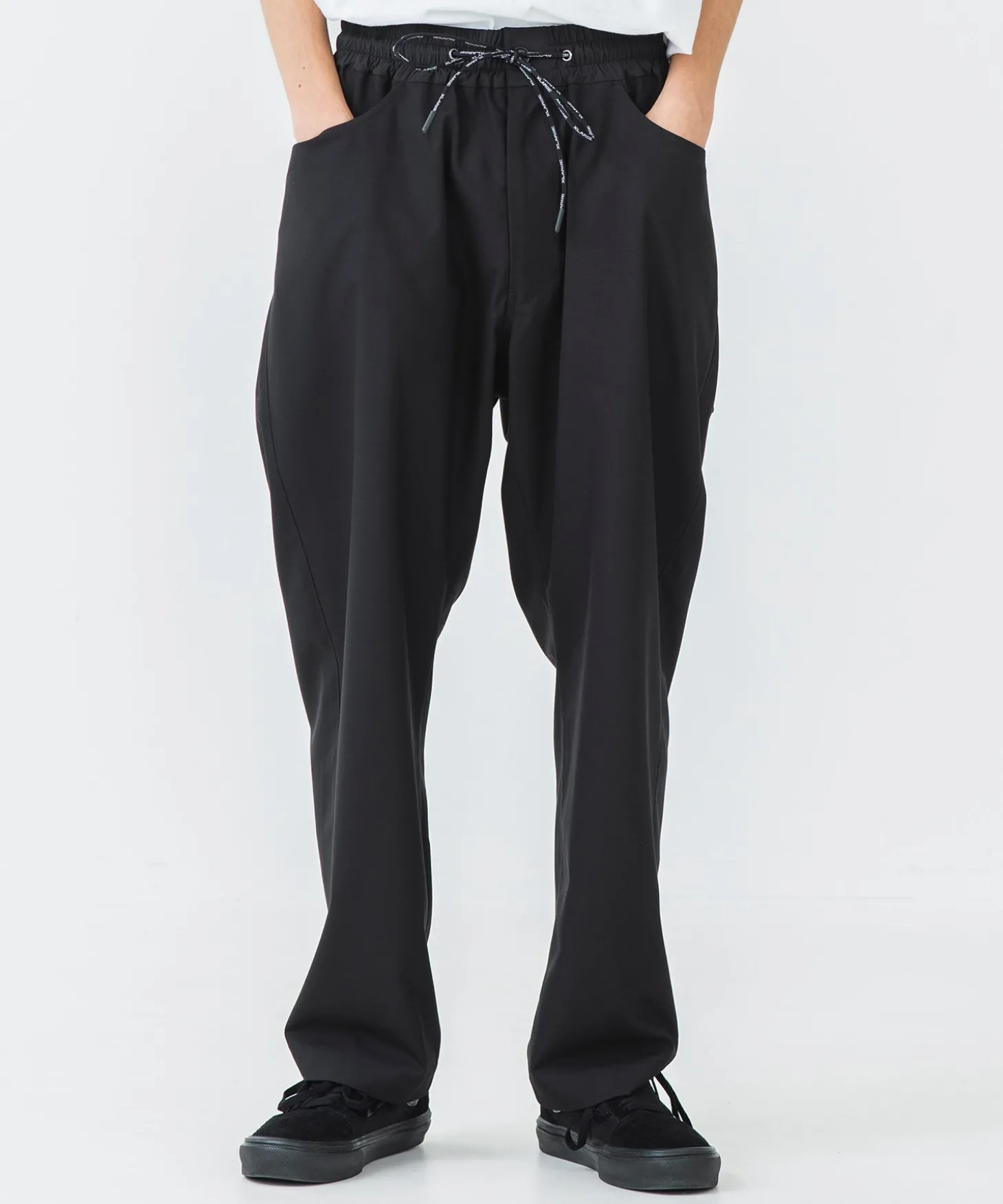 ZIPPED EASY PANTS