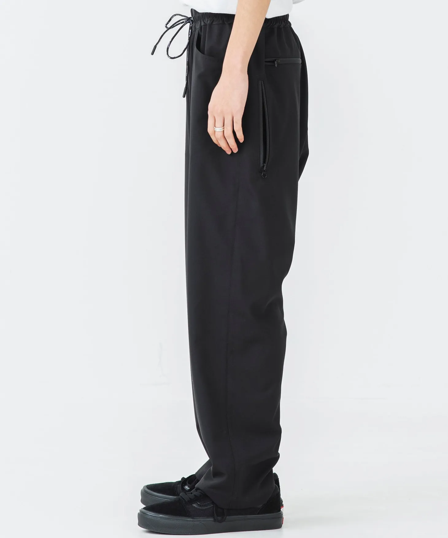 ZIPPED EASY PANTS
